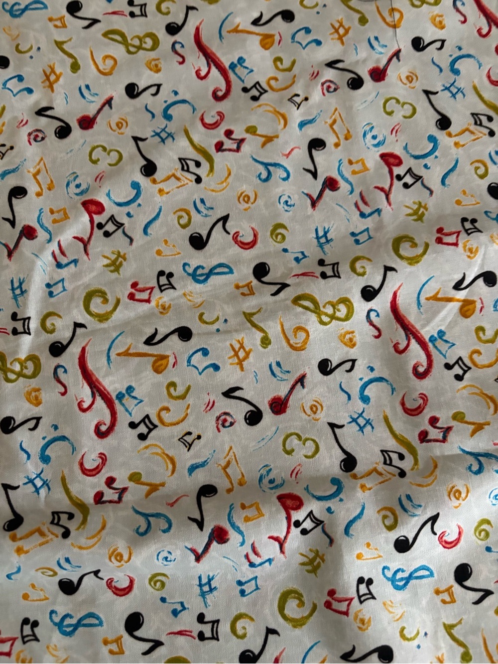 Source Unknown White Fabric with Multicolor Musical Notes